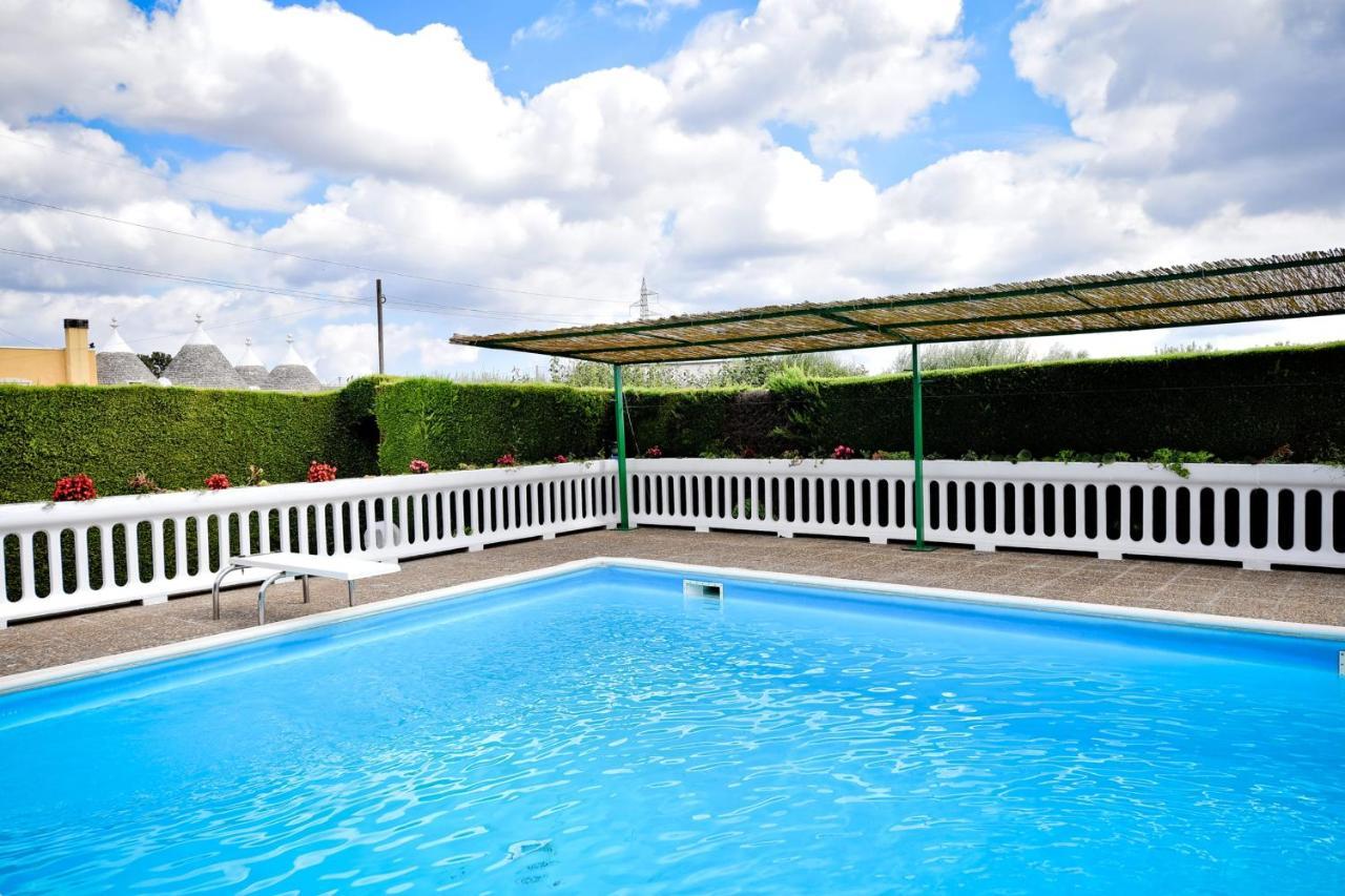 Вилла I Cinque Trulli With Swimming Pool Мартина-Франка Экстерьер фото