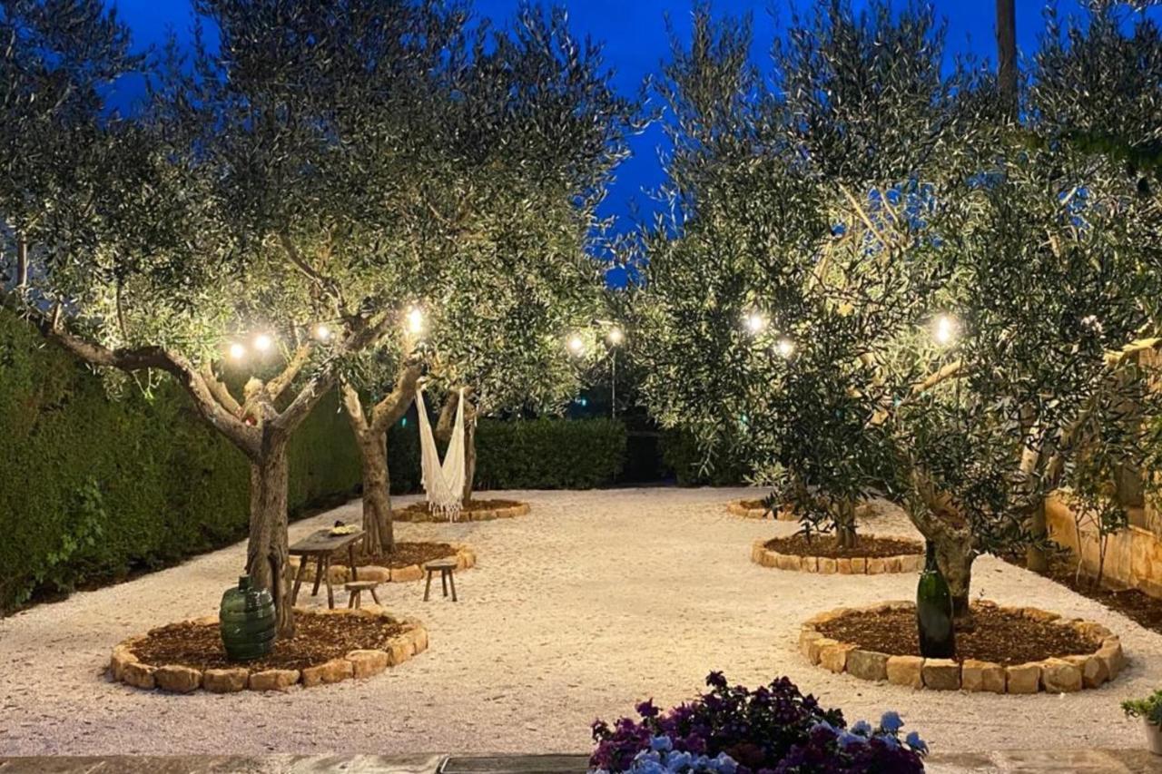 Вилла I Cinque Trulli With Swimming Pool Мартина-Франка Экстерьер фото